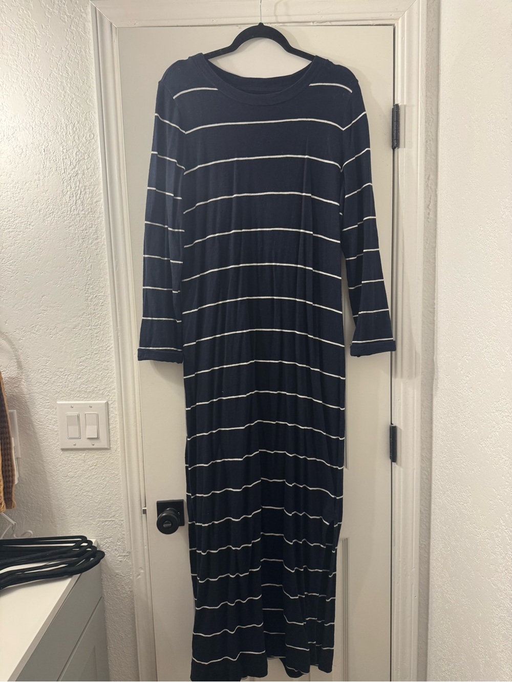 Lou & Grey Navy and White Striped Long Sleeve Maxi Dress